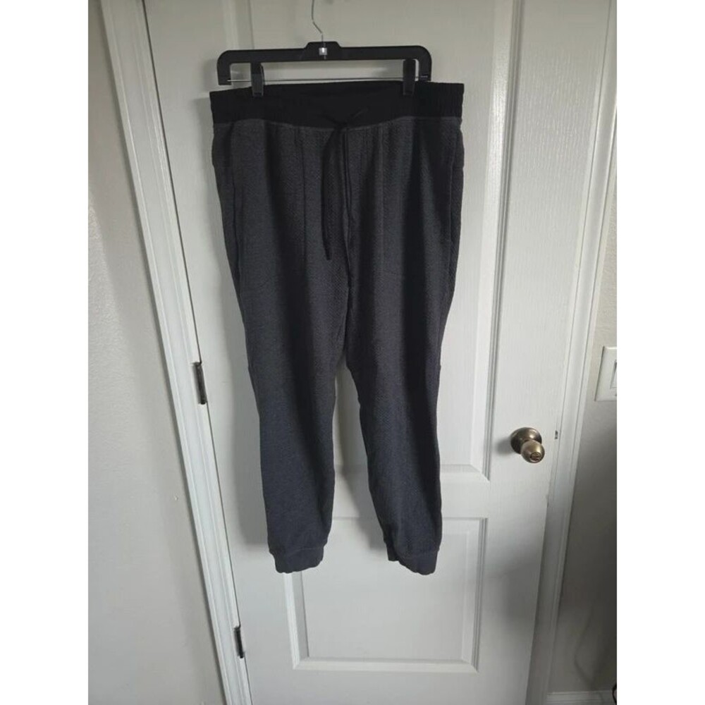 Gray and black lululemon abc jogger